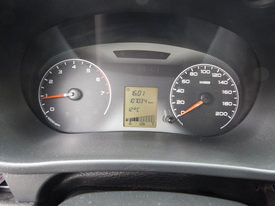 Продам. ВАЗ 2190 Lada Granta
