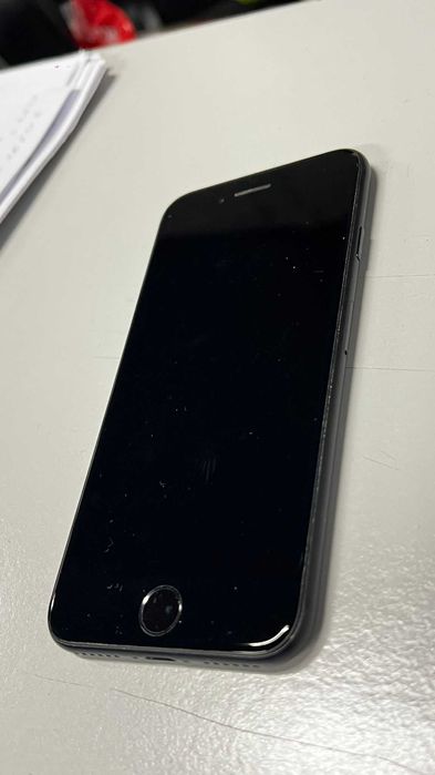 iPhone SE | 64 GB