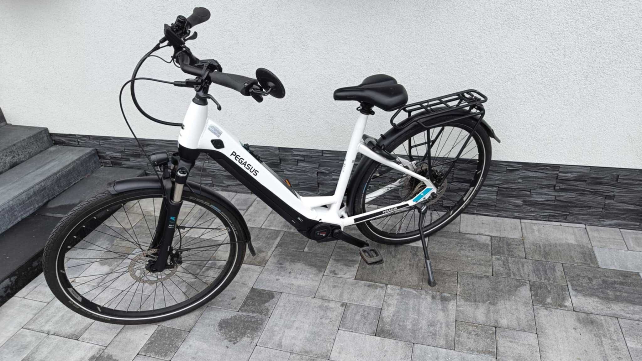 Rower elektryczny Pegasus Premio Evo 10. KTM , Cube