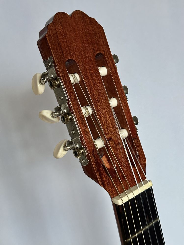 Gitara klasyczna Admira Juanita 4/4, nowe struny