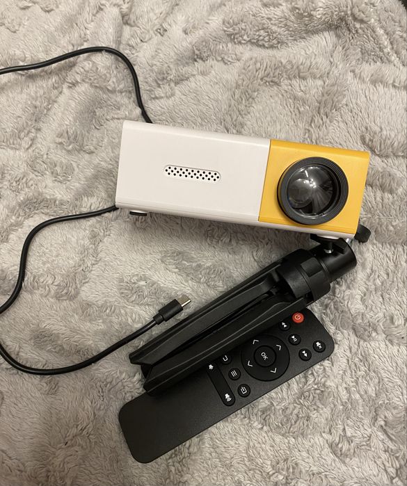 Проектор + підставка