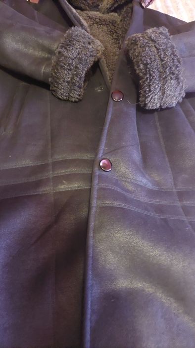 Дублянка жіноча в хорошому стані