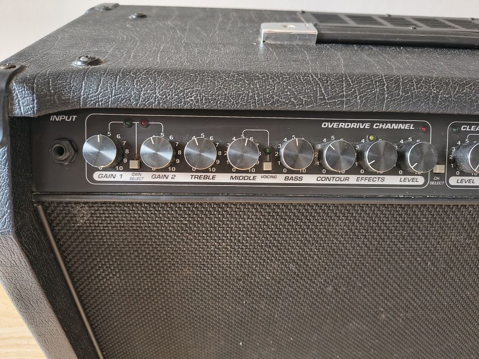 Wzmacniacz Randall  75W RG2 wraz z kablem