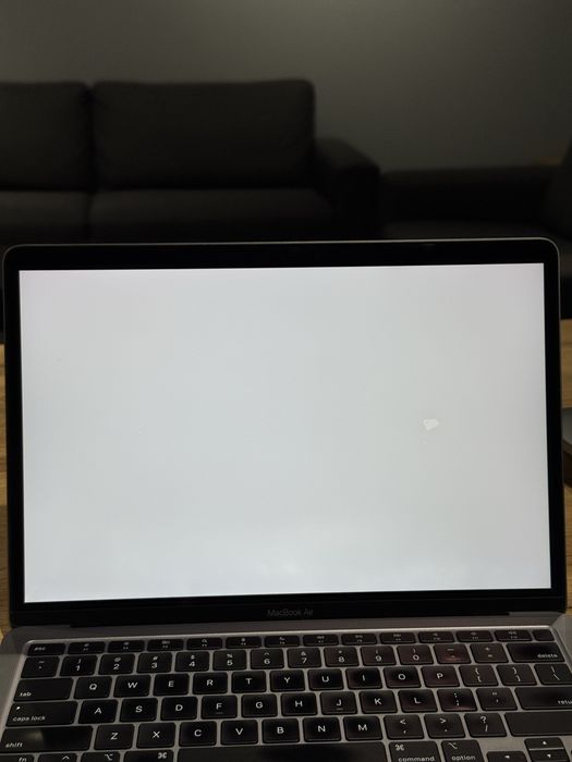 Macbook air 13 m1 16/256gb !! Дивіться фото 3 !!
