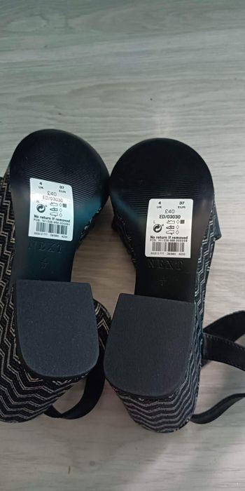 Buty z odkrytymi palcami