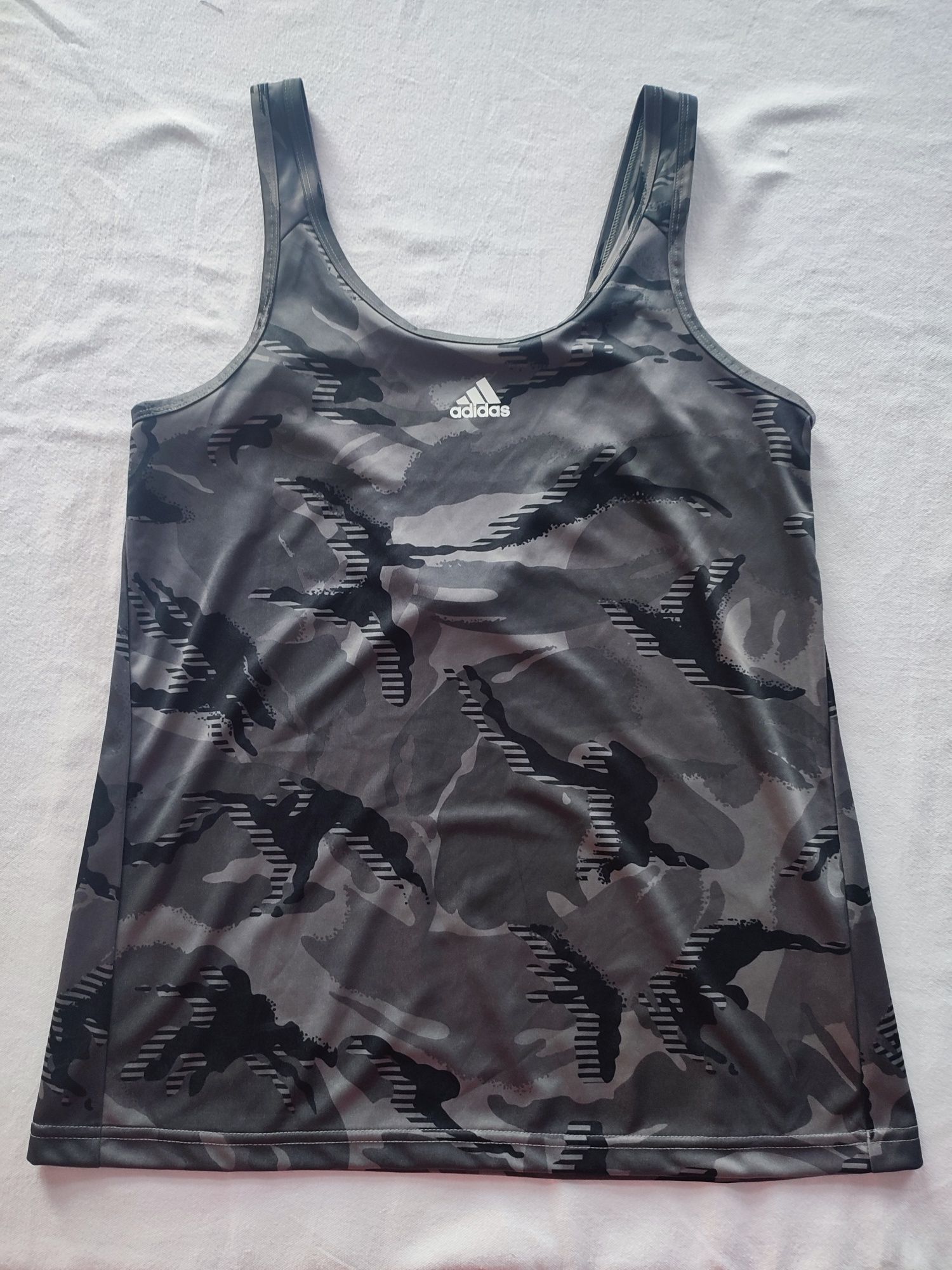 Koszulka sportowa szara moro  rozmiar XS Adidas