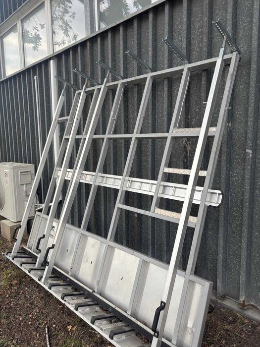 Stojak do transportu szyb i okien