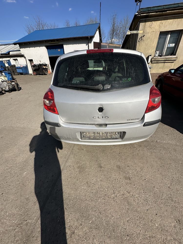 Renault Clio 3 1.6 benzyna wszystkie części TED69 Clio III na części