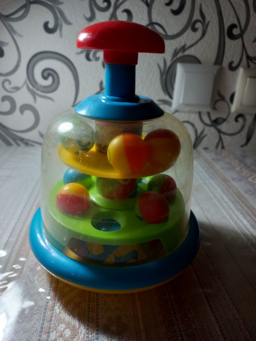 Дзига ,гусенеця.
