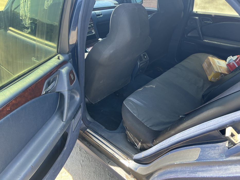 Продам мерседес w210