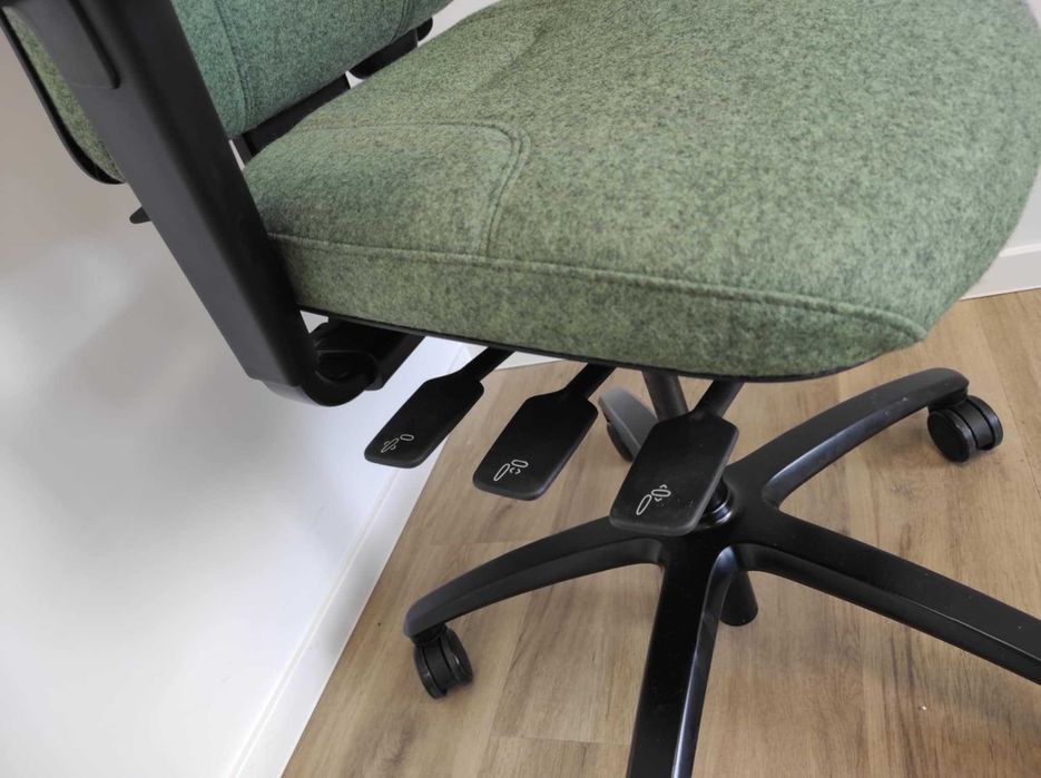 Fotel ergonomiczny RH Logic 200 Flokk – biurowy, regulowany, premium