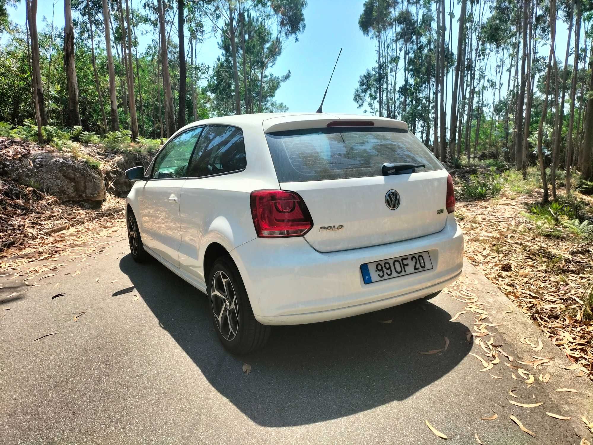 VW Polo comercial