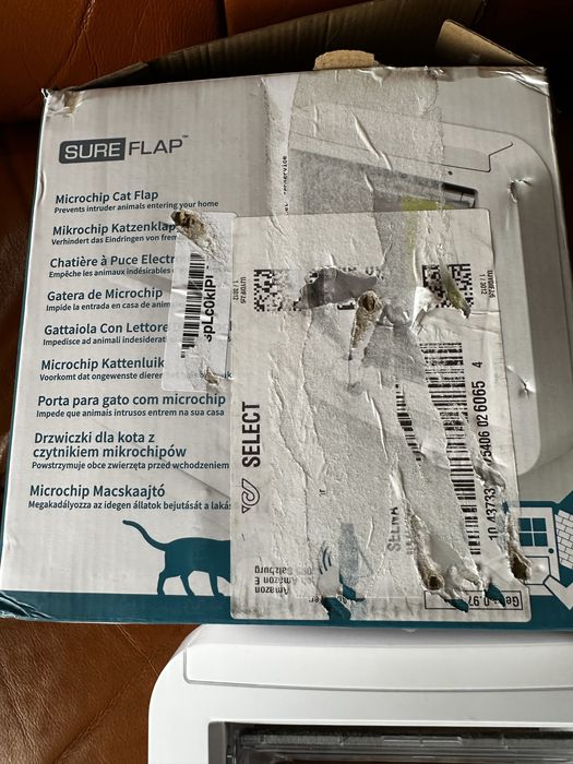 Дверцята для входу котів Sure Petcare з мікрочіпом