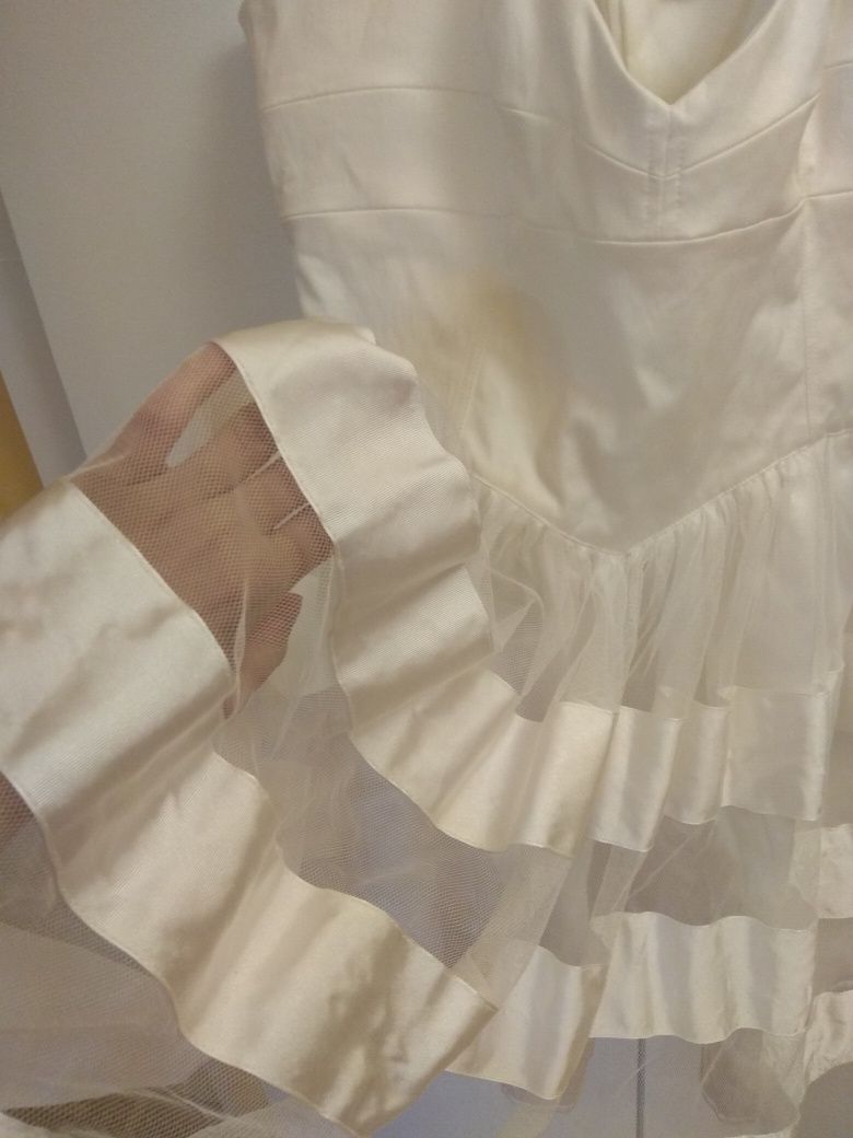 Biała krótka sukienka może być ślubna rozm 42