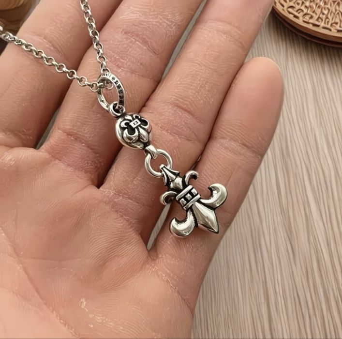 Підвіска Chrome Hearts