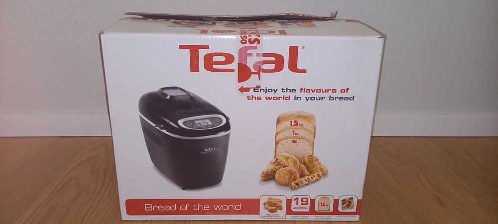 Wypiekacz do chleba TEFAL PF6118 o mocy 1600 W