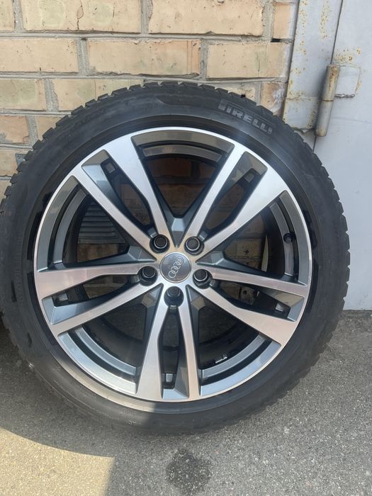 Продам диски (колеса) Audi r19