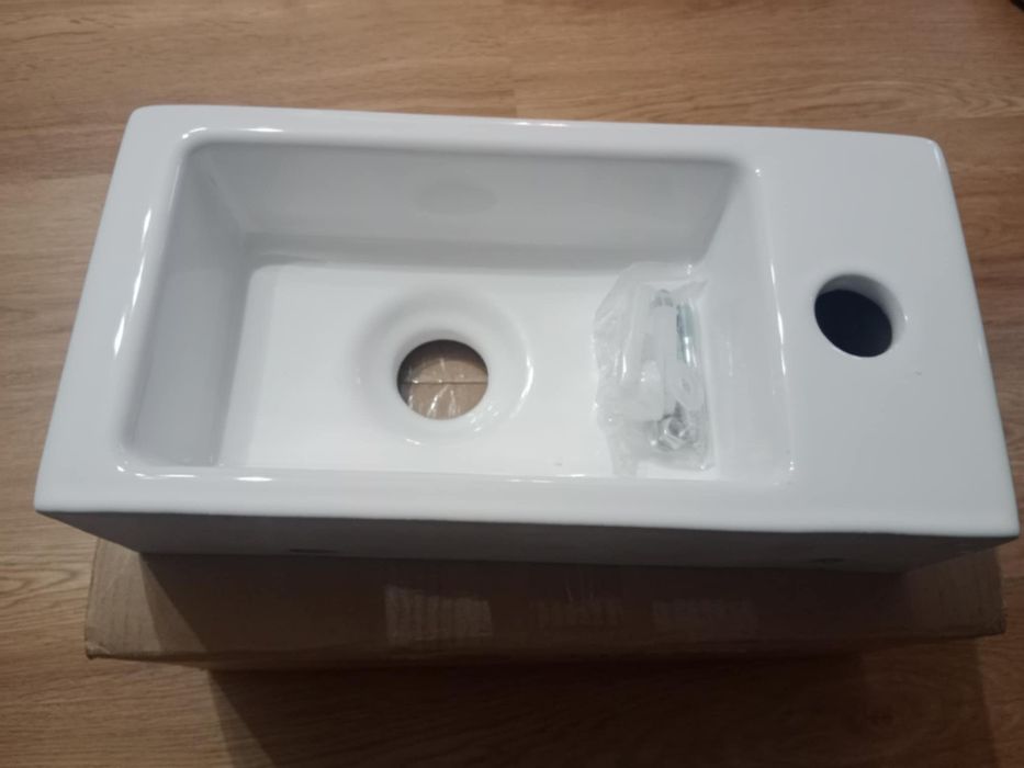 Sprzedam mqni umywalke