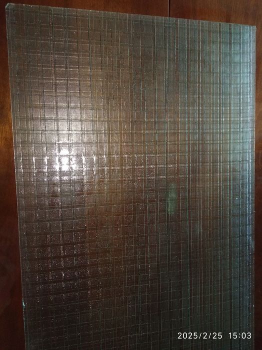 Скло рифлене з дротовим вплетенням