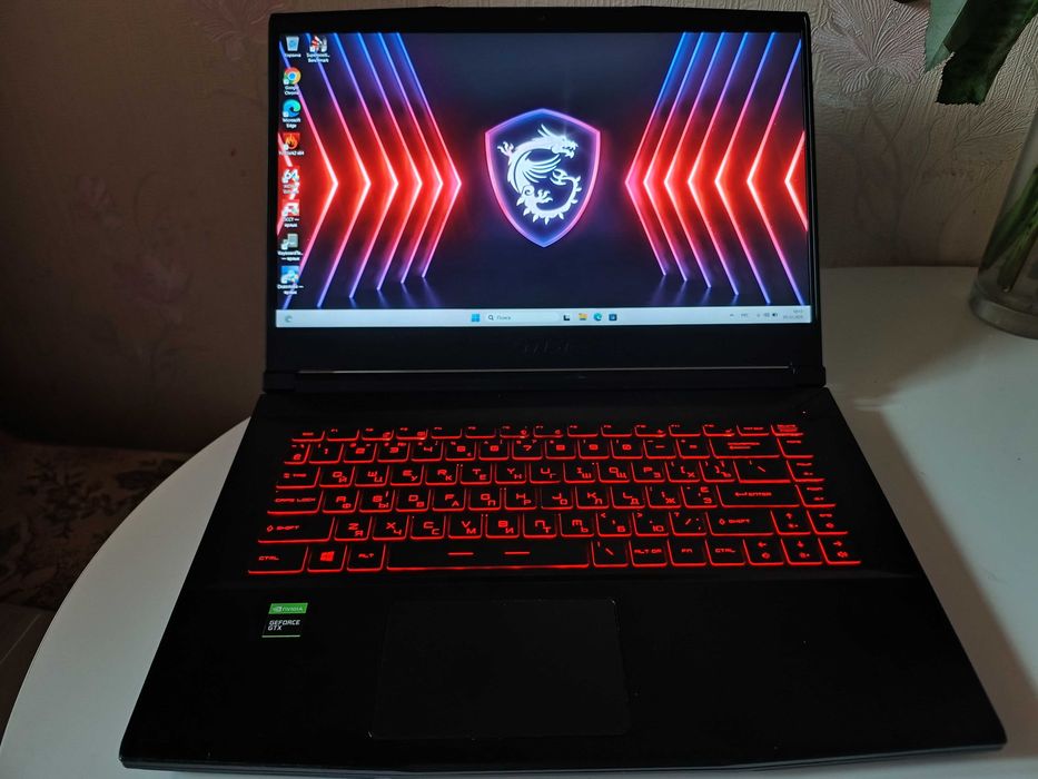 MSI GF63 Thin 10SC i5-10300H 16G nVIDIA GTX1650Max-Q 4Gb SSD512Gb 60Hz
