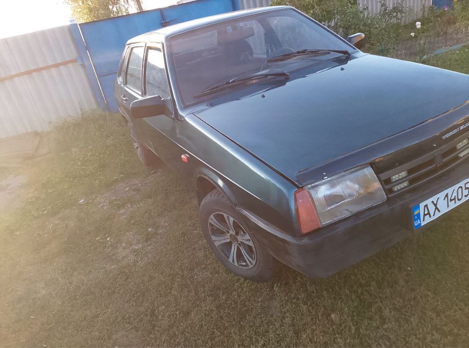 Продам ВАЗ 21099