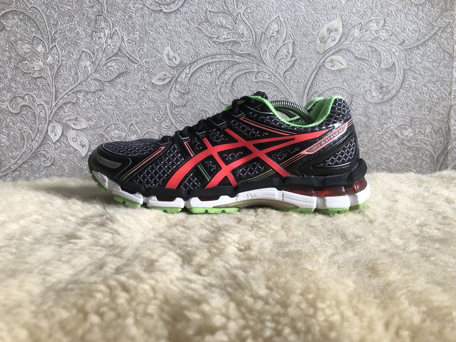 Кросівки Asics Gel Kayano 19 біг повсякдення 41,5 41 40,5 40 26 25,5