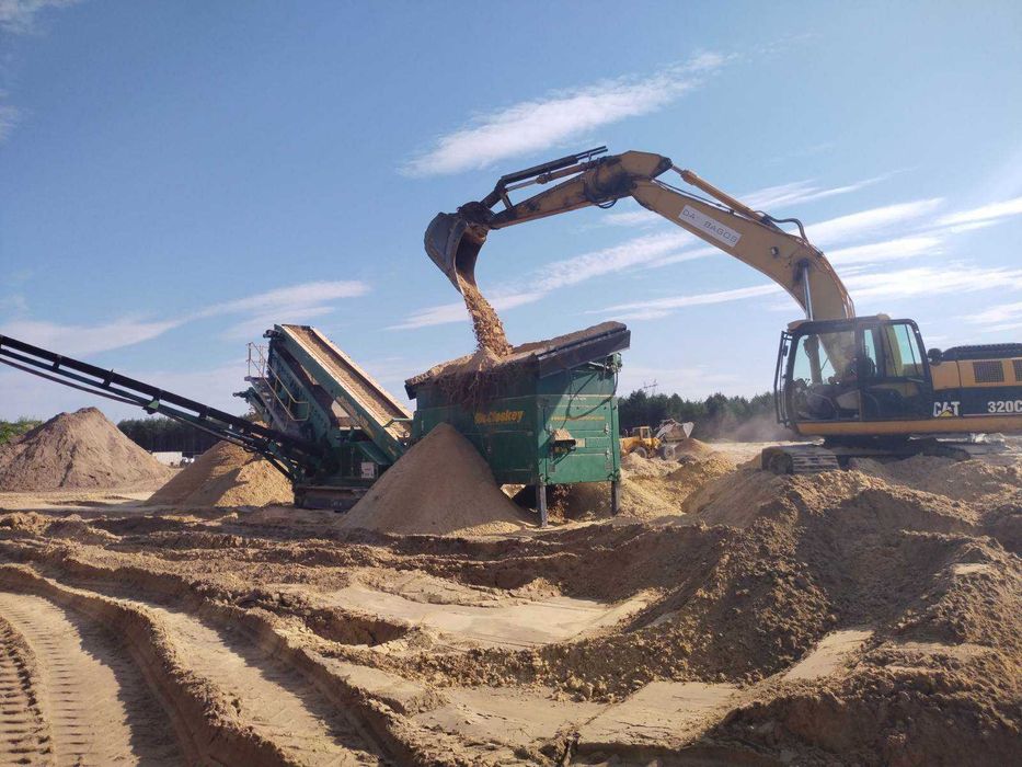 Пісок, суміш піщано-грунтова, земля з кар'єру