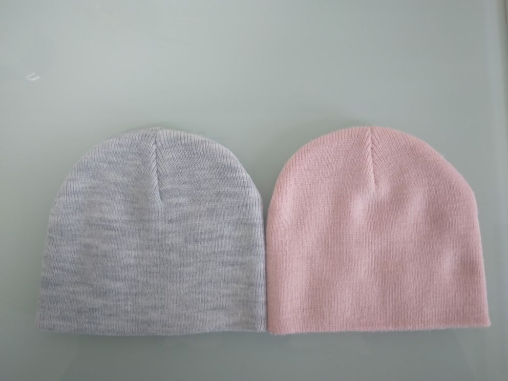 2 gorros de menina