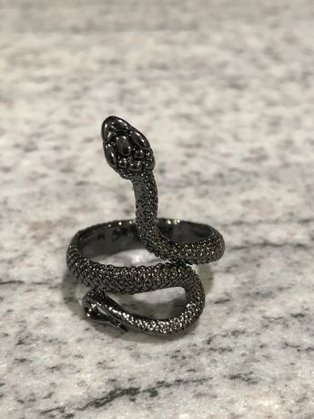 Кольцо змея бижутерия