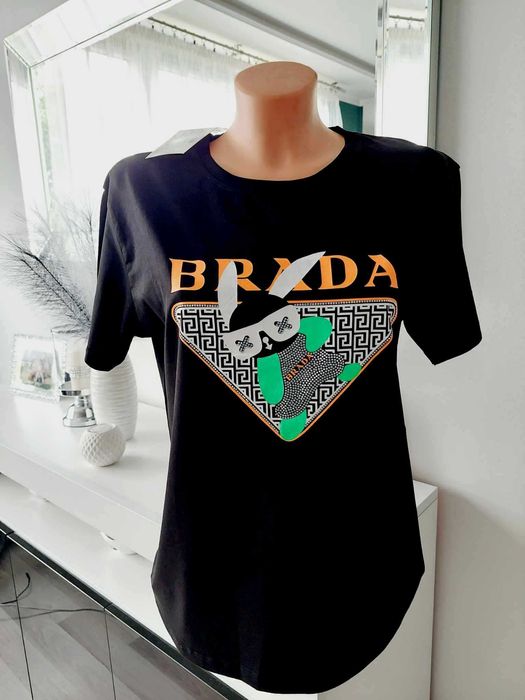 UNI bluzeczka Nowa