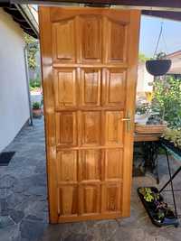 Drzwi sosnowe lakierowane prawe