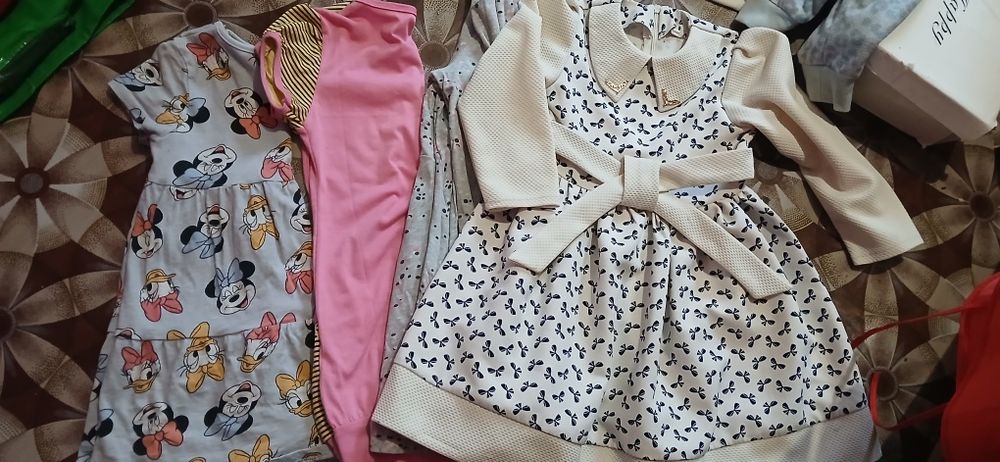 Великий пакет одягу