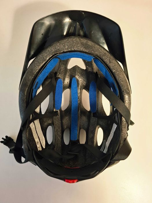 Capacete bicicleta p/ criança BELL STRYKER