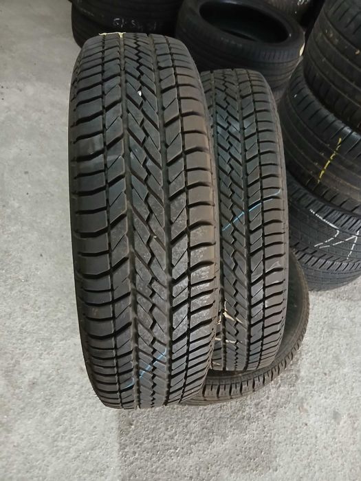 4 Pneus 175/80R14 seminovos