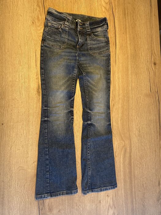 Spodnie dzwony 146 nowe bez metki