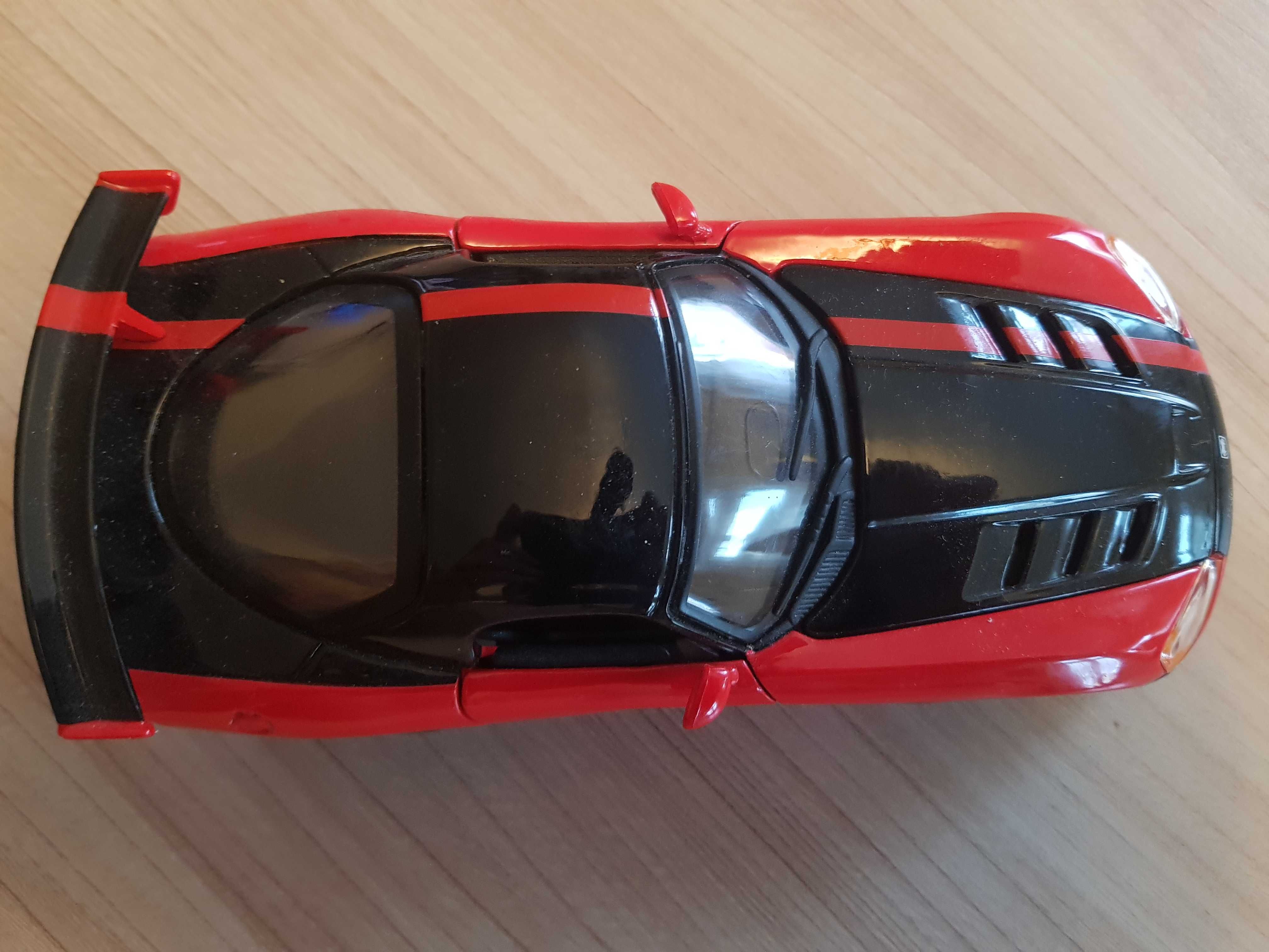 Samochód Dodge Viper SRT 10 ACR Bburago skala 1:24