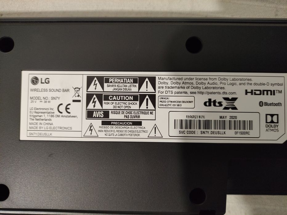 Soundbar LG SN7Y + Colunas Traseiras LG SPK8-S ( 5.1.2 Dolby Atmos)