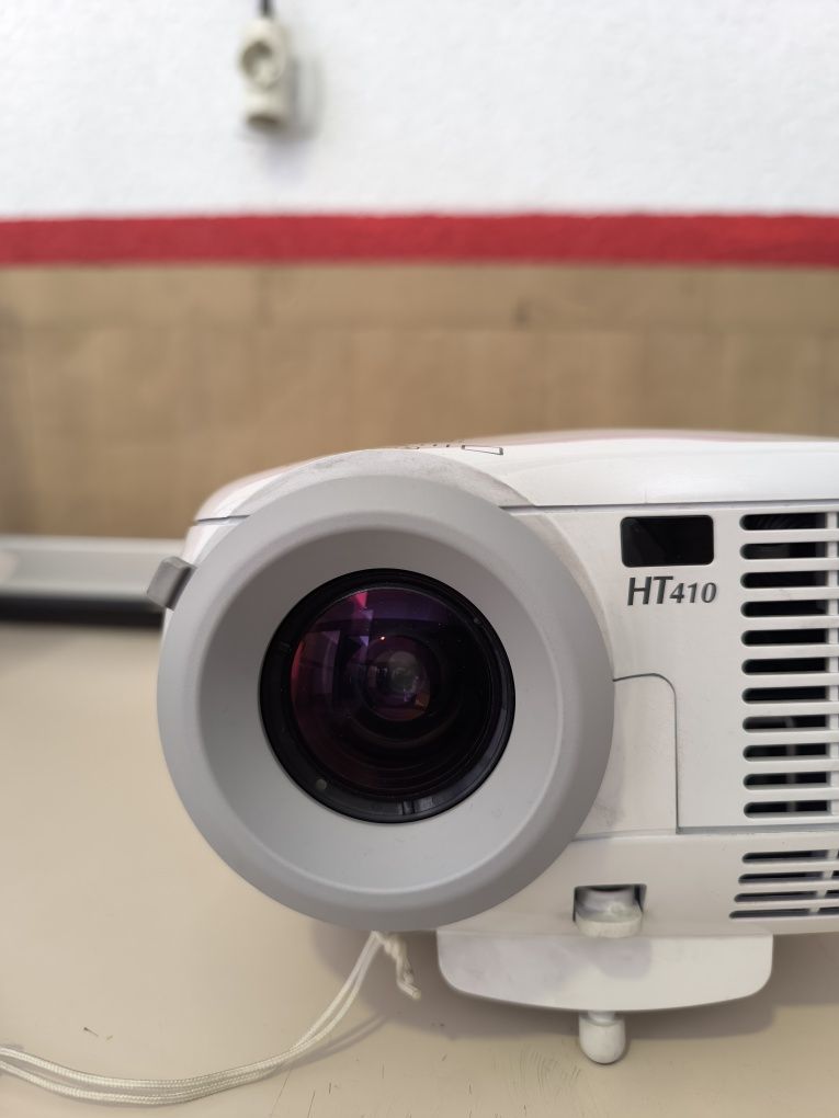 Projetor NEC HT410 Home Cinema