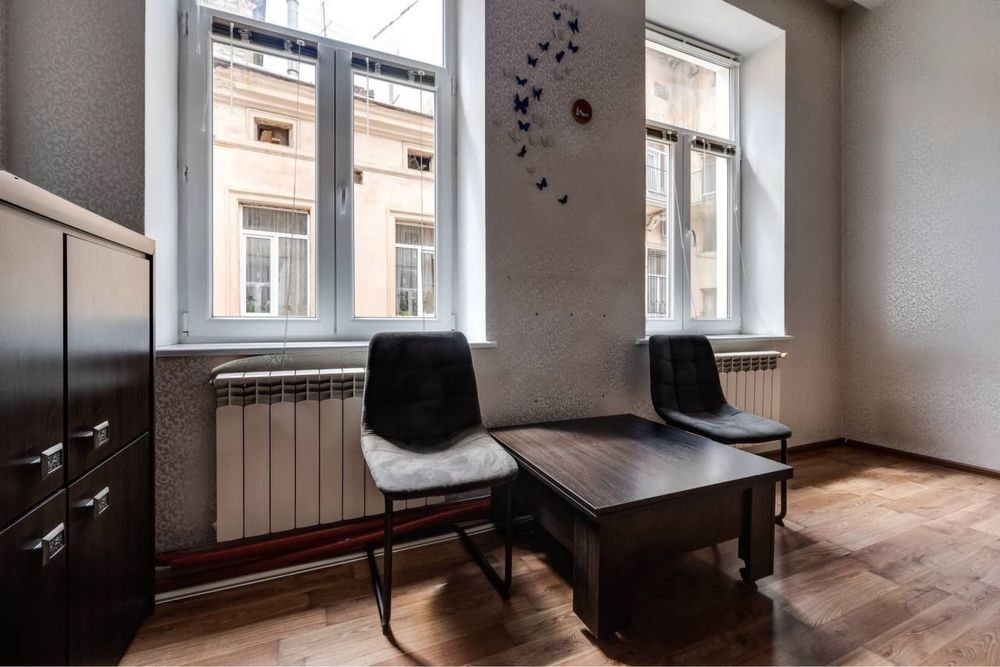 Продаж 1 к квартири в центрі міста. Вул. Дорошенка.