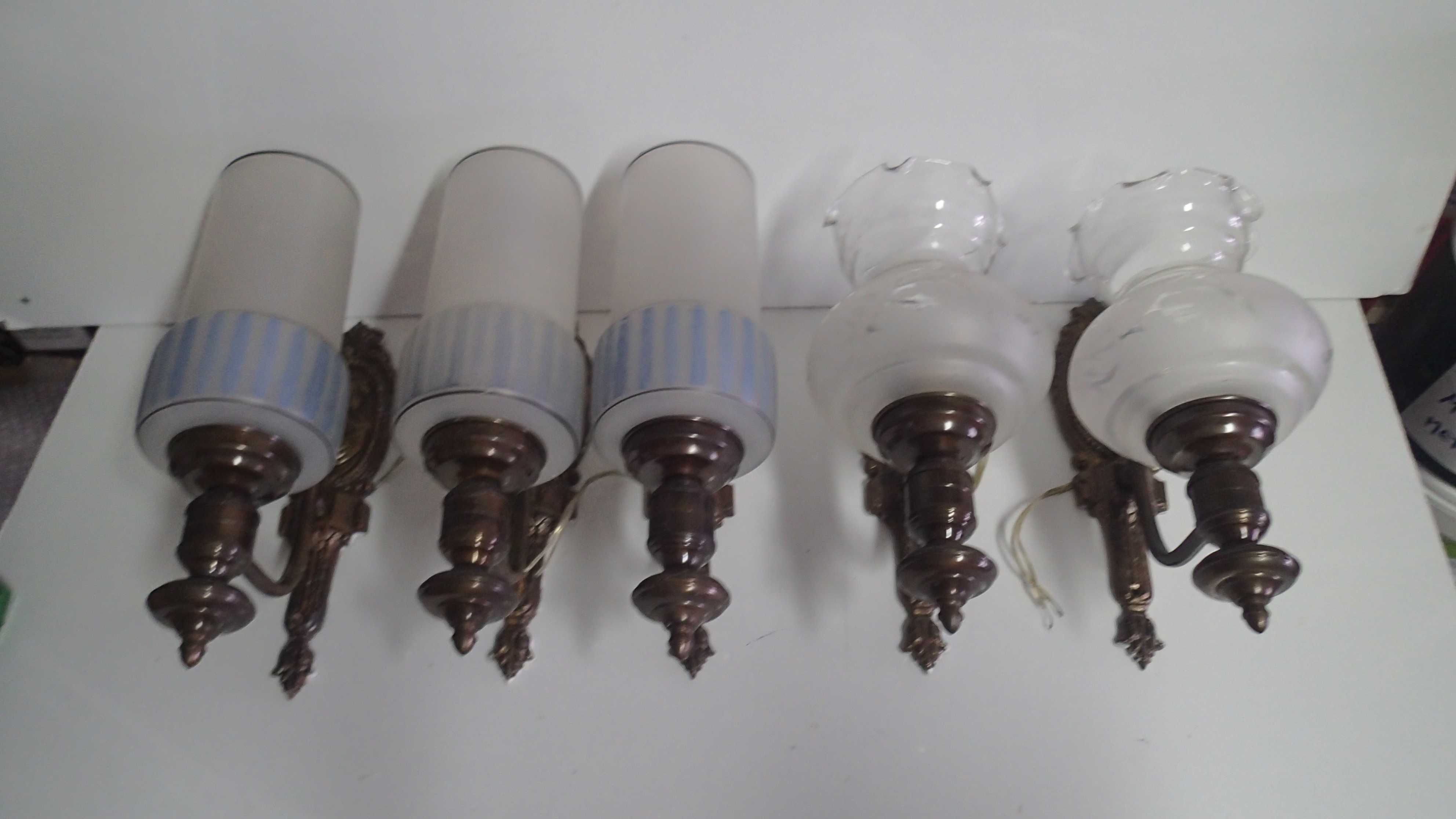 Apliques antigos de iluminação em Bronze