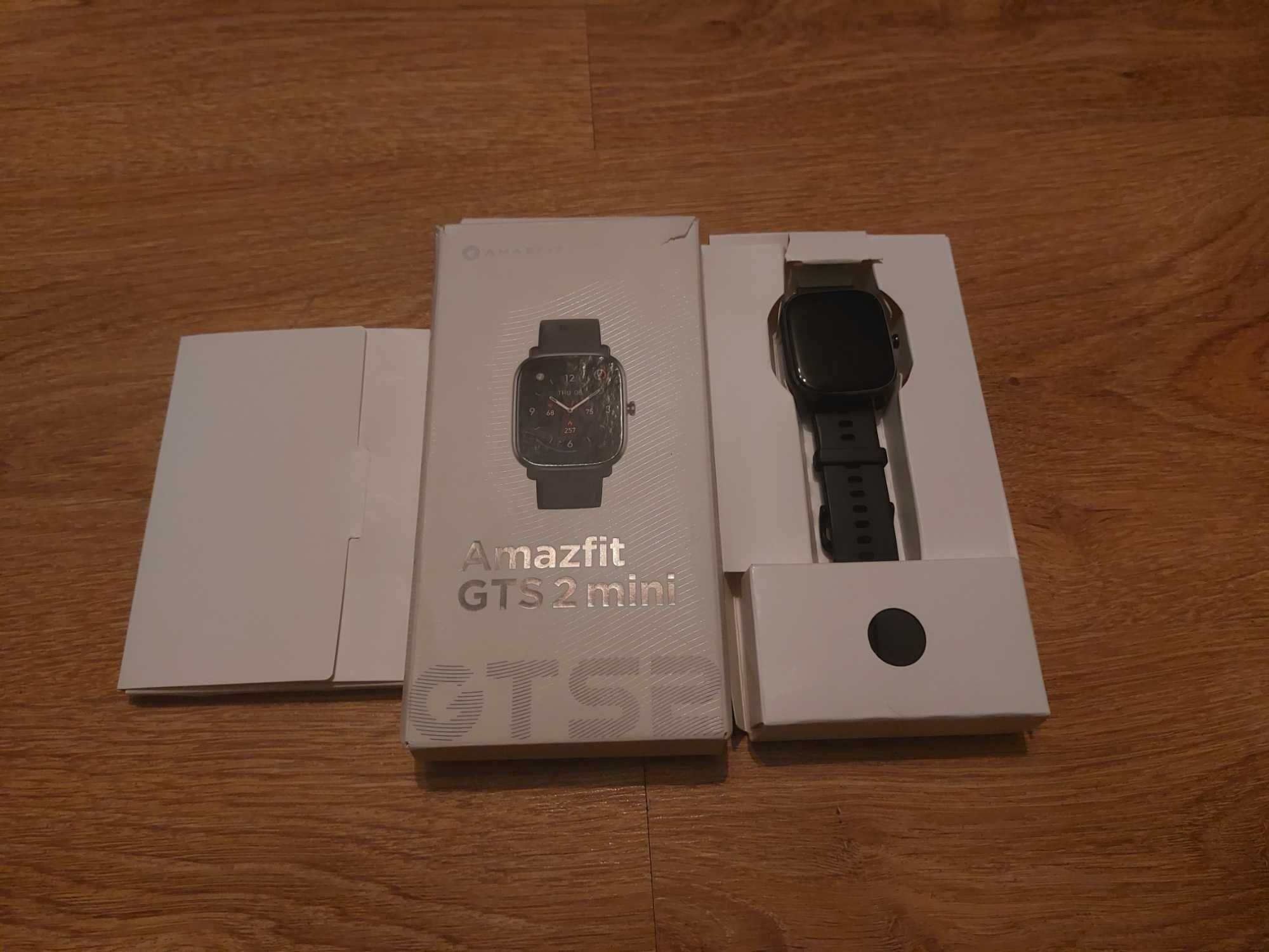 Nowy smartwatch Amazfit GTS 2 mini prezent na świeta