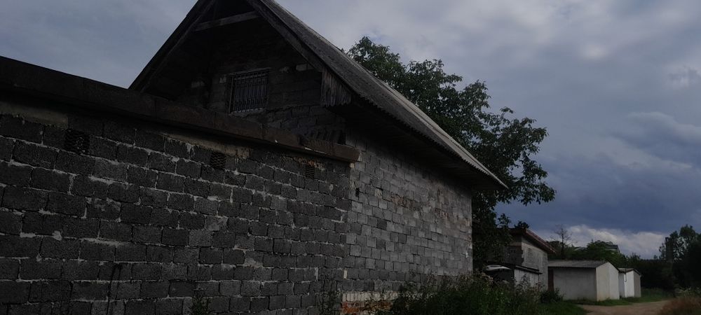 Продам двоповерховий гараж