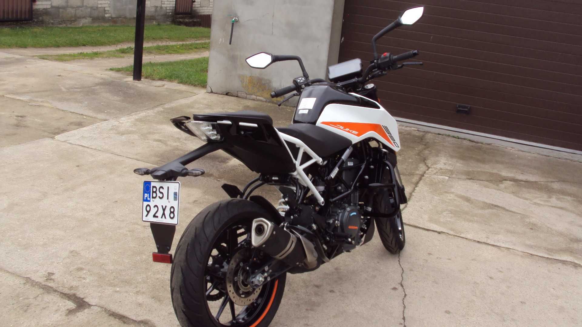 KTM DUKE 390  2023r 2690km