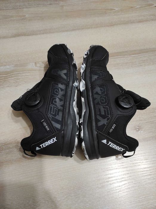 Брендовые водостойкие термо кроссовки adidas Terrex 34 размер