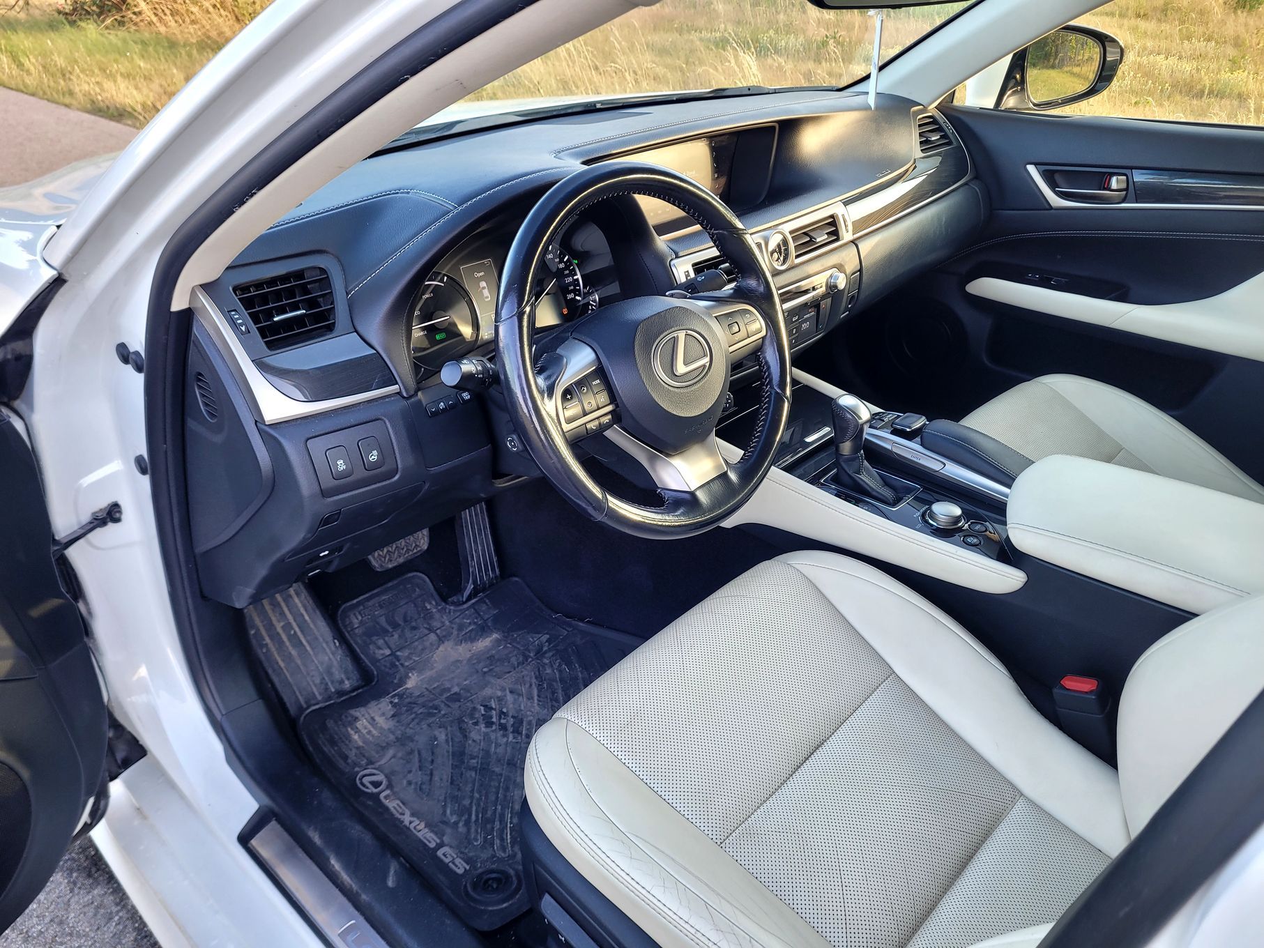 Lexus GS Lexus gs 300h, hybryda, 223km