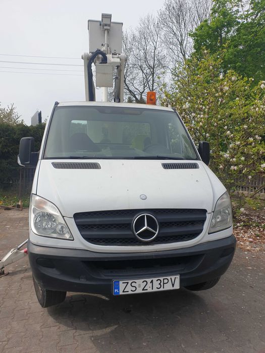 Usługi   Podnośnikiem Koszowym