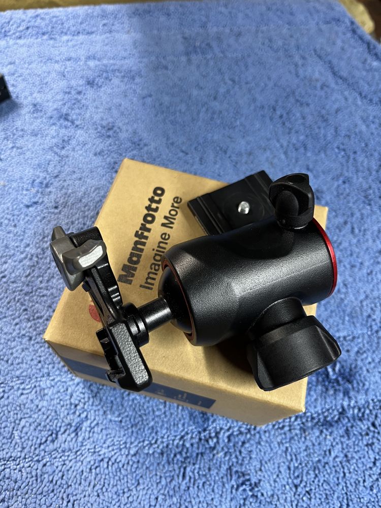 Штатив Manfrotto 190go + Manfrotto MH496-BH Compact Ball Head