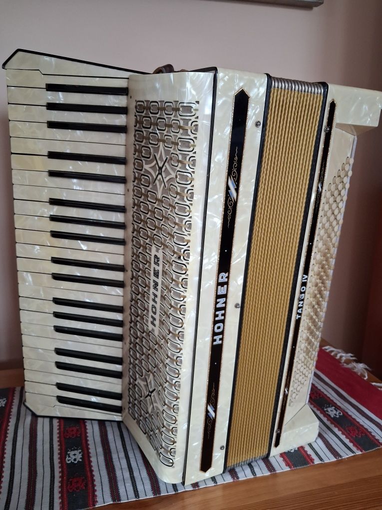 Sprzedam akordeon Hohner