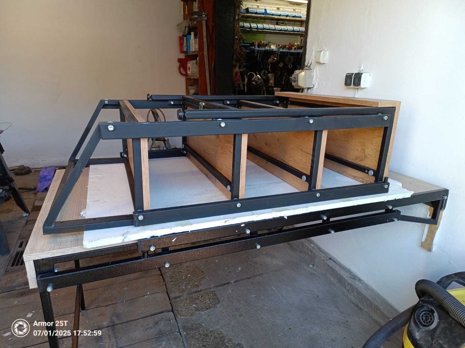 Handmade regał-stół concept