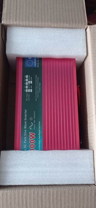 Інвертор перетворювач напруги 7000